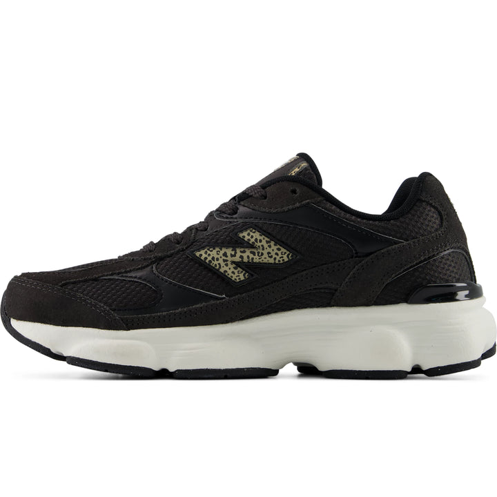 Inside of New Balance Women&