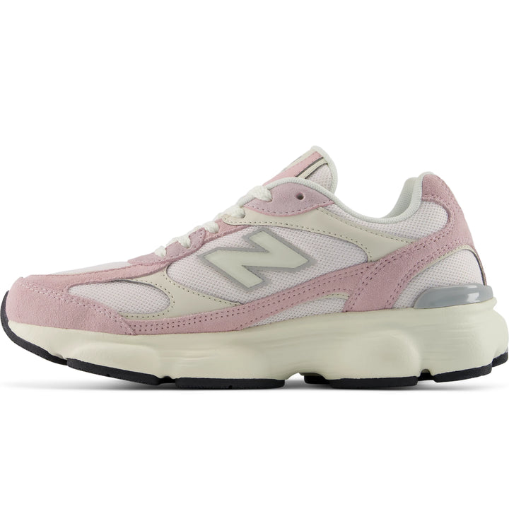 Inside of New Balance Women&