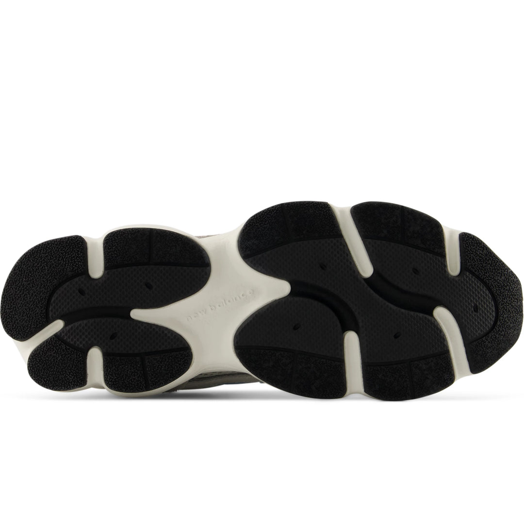 Sole of New Balance Women&