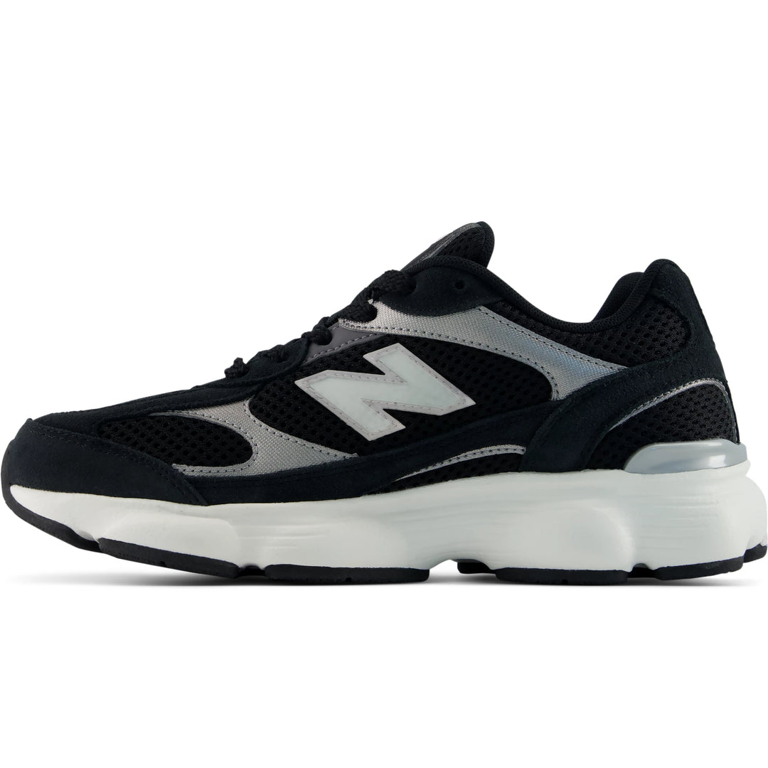Inside of New Balance Women&