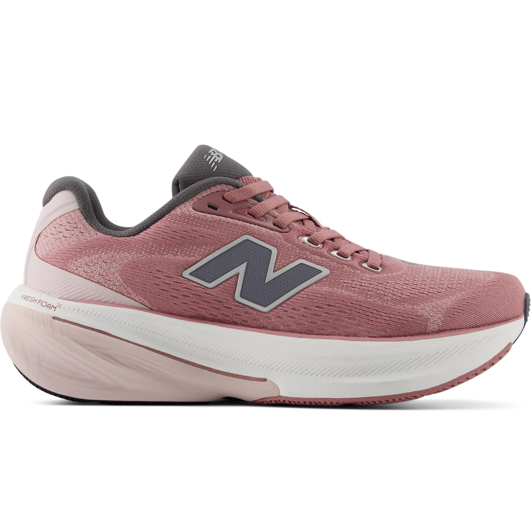 Side of New Balance Women&