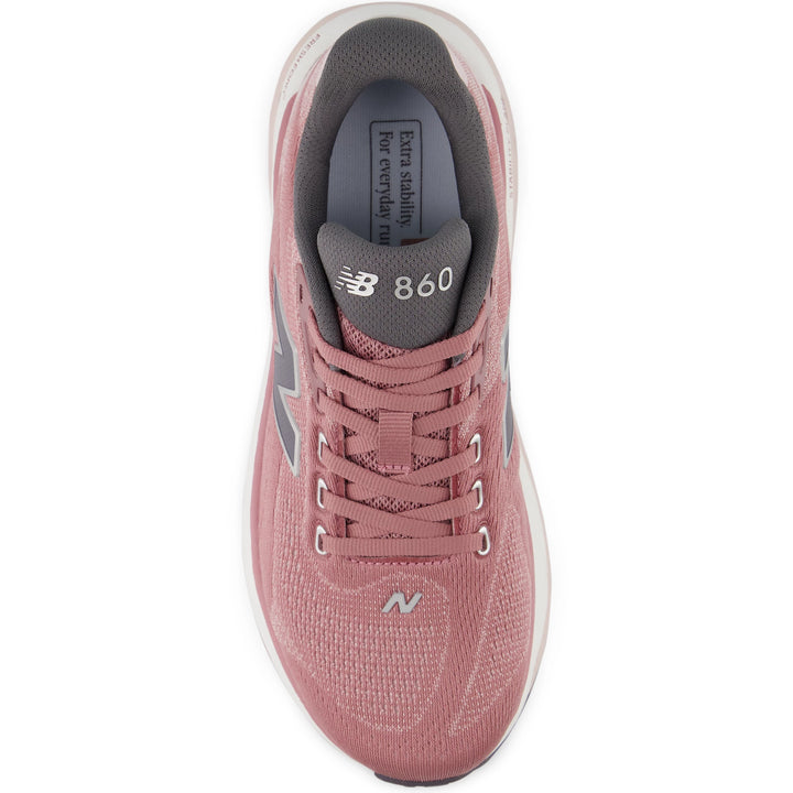 Top of New Balance Women&