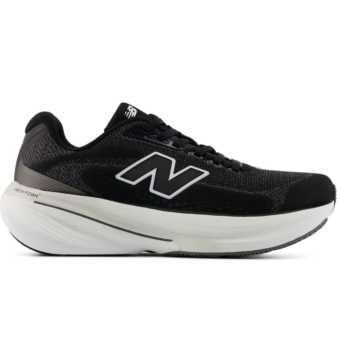 Side of New Balance Women&