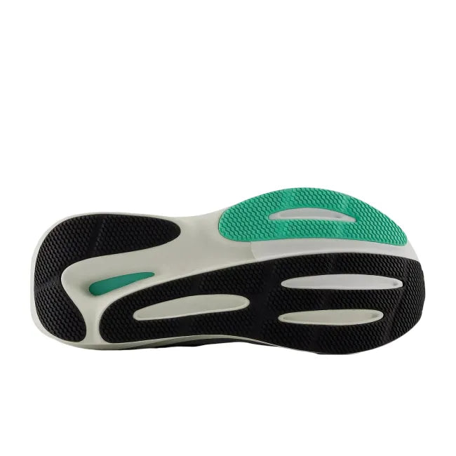 New Balance 860 V15 outsole view showing traction pattern and Fresh Foam X cushioning in sea salt colorway