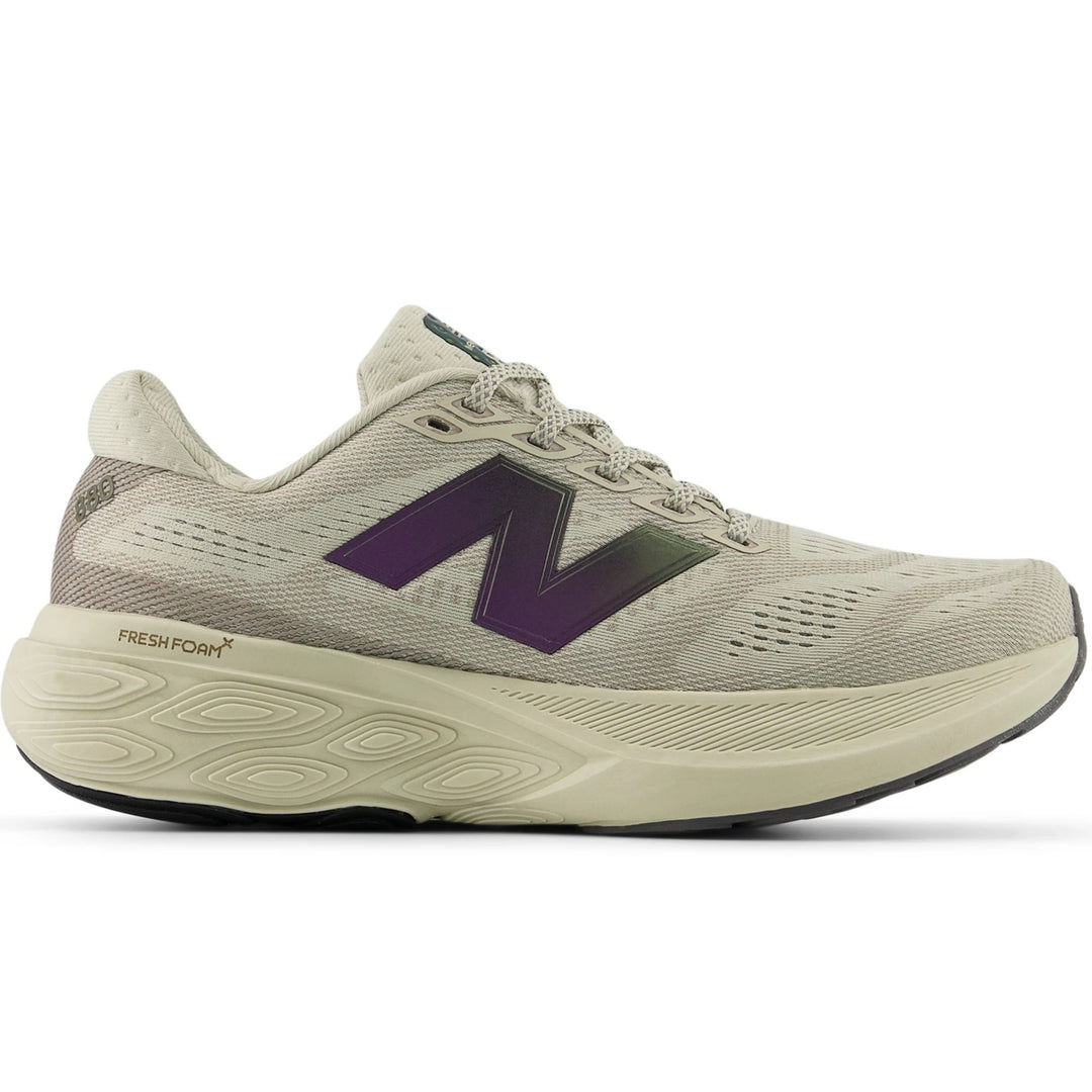 Side of New Balance Women&