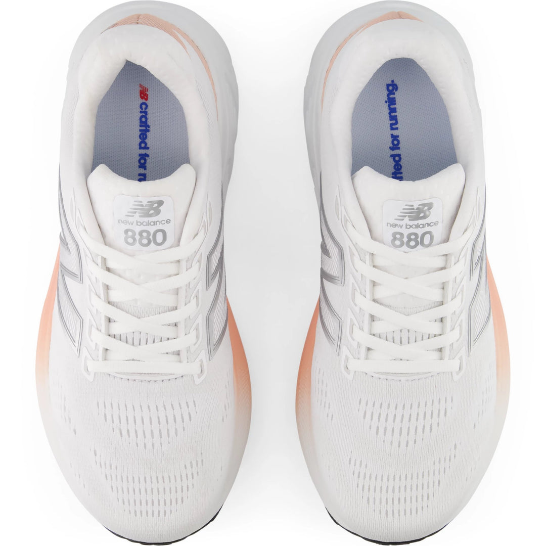 Top of New Balance Women&
