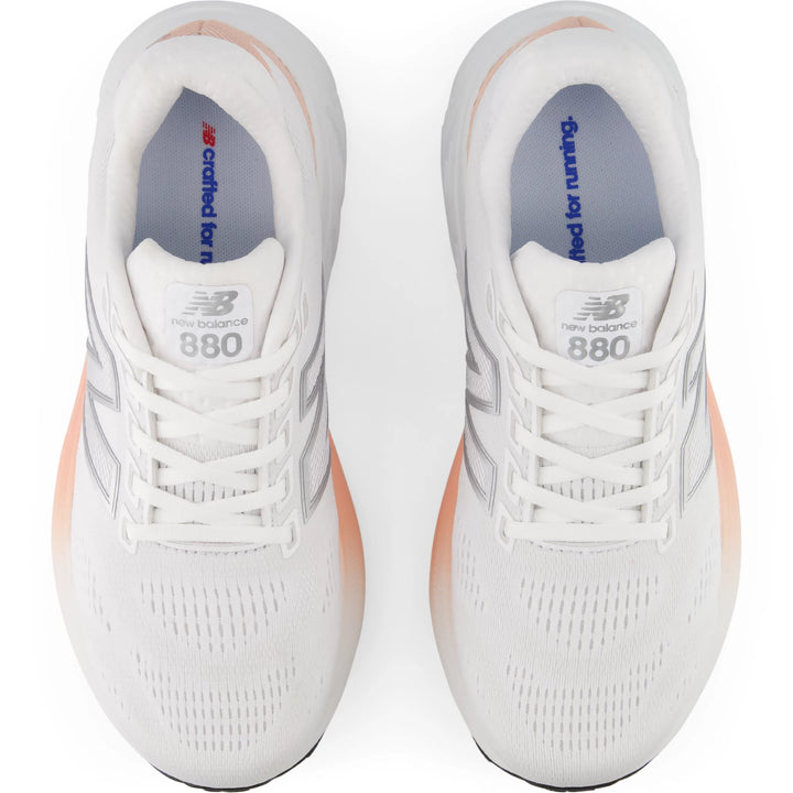 Top of New Balance Women&