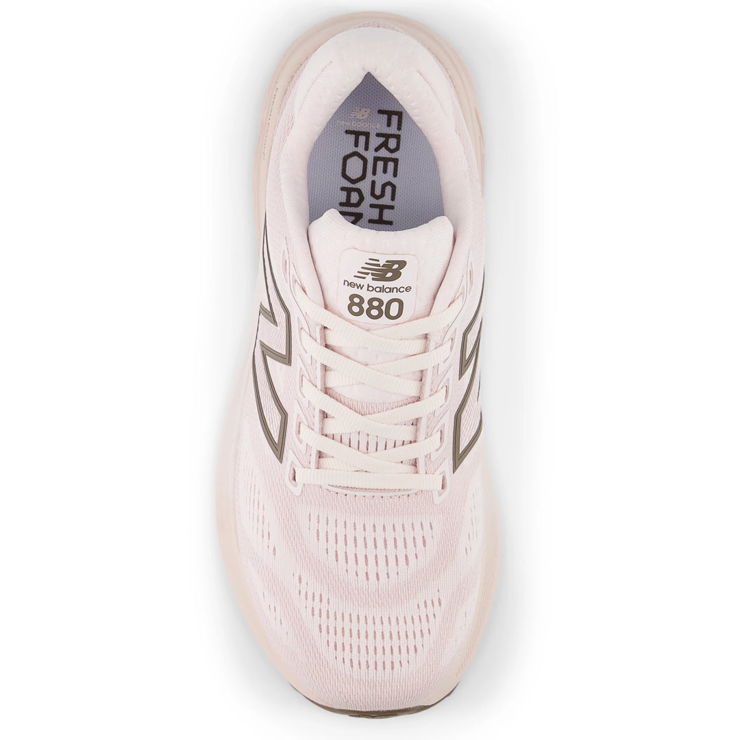 Top of New Balance Women&