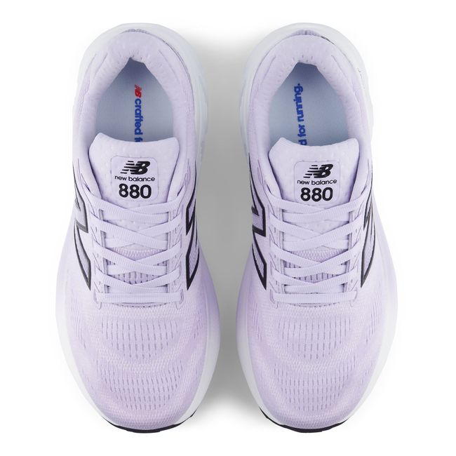 Top-down view of New Balance Women&