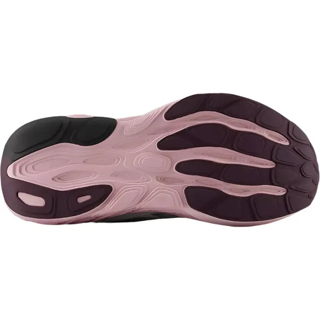 Sole of New Balance Women&