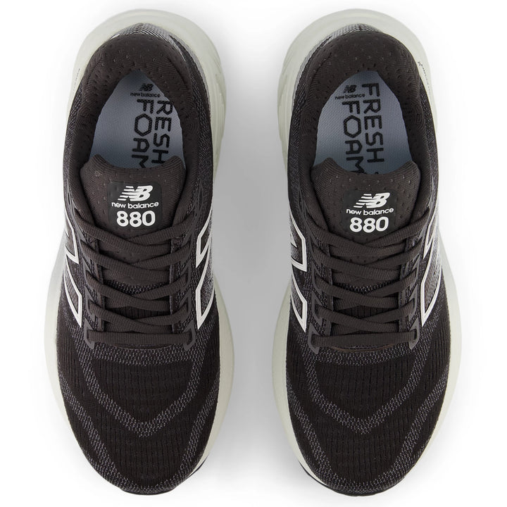 Top of New Balance Women&