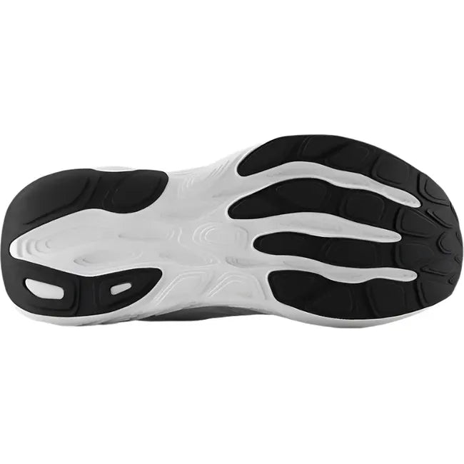 Sole of New Balance Women&