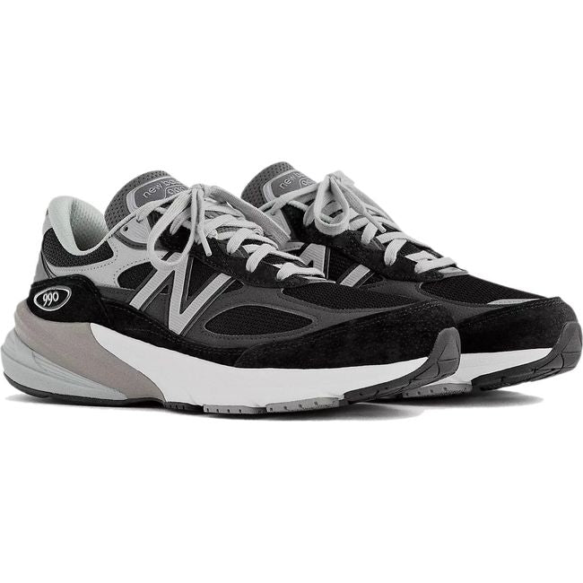 New Balance Women's 990 V6 Lifestyle Shoe Black/White W990BK6