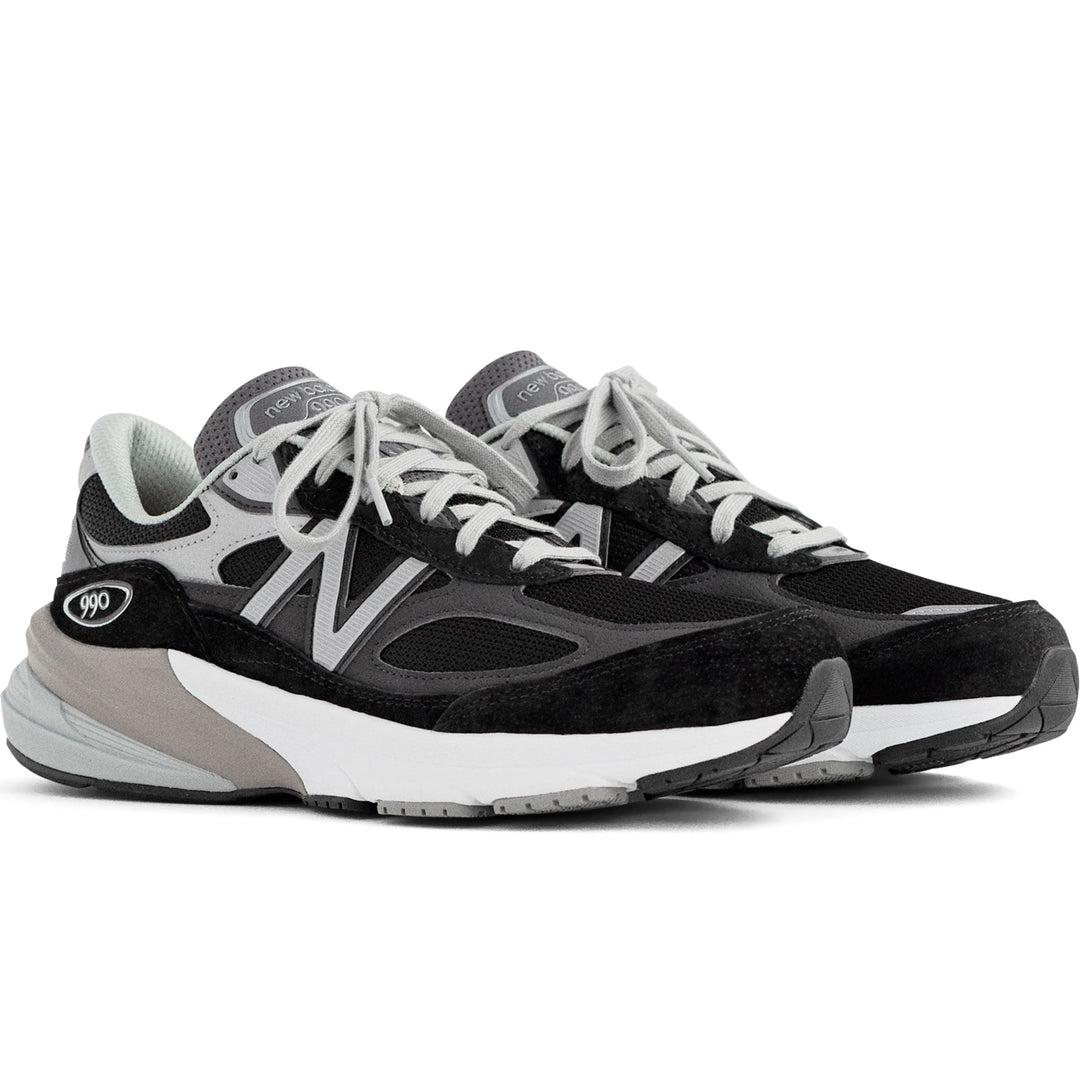 Pair of New Balance Women's 990v6 sneakers in Black/White