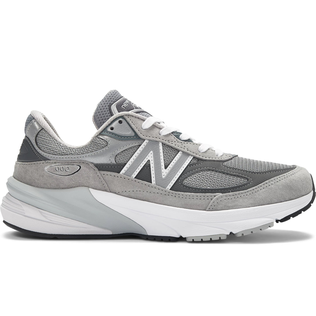 Side of New Balance Women&