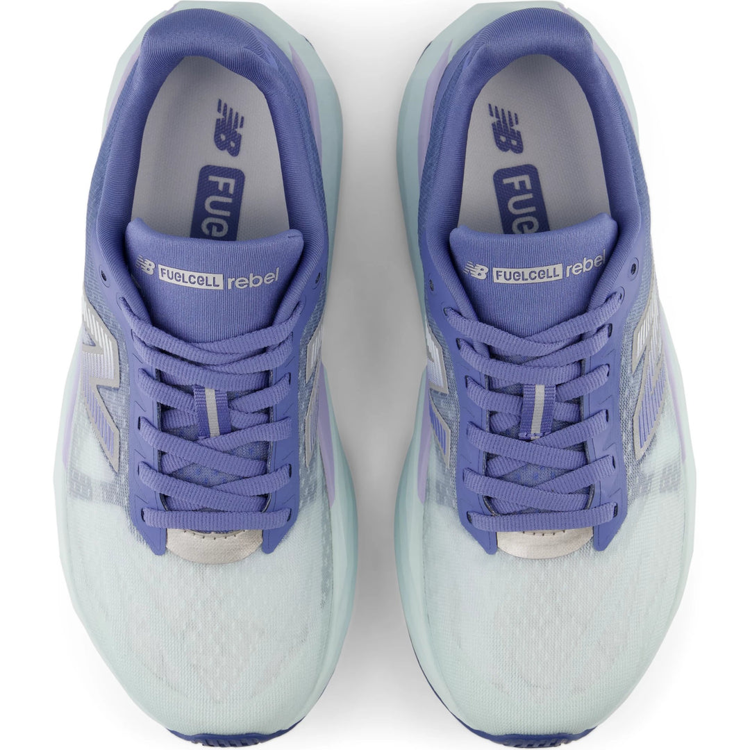 Top of New Balance Women&