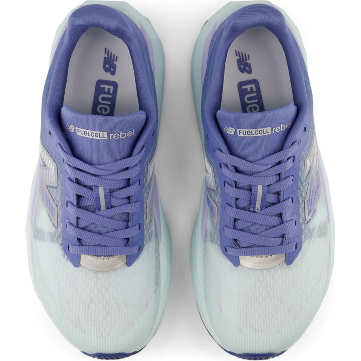Top of New Balance Women&