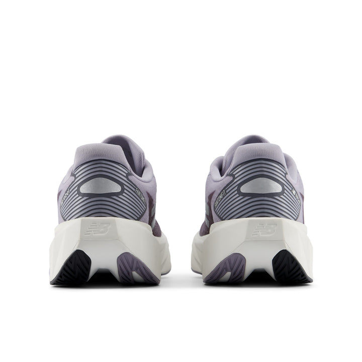 New Balance Women&