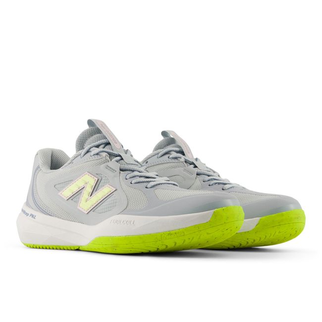 Pair of New Balance SmashStep PKL women&