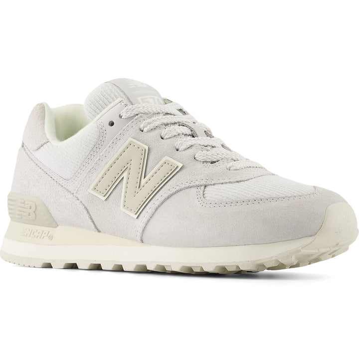 Pair of New Balance Women&