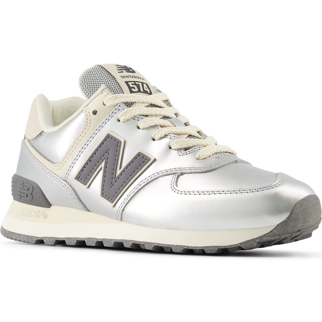 Pair of New Balance Women&