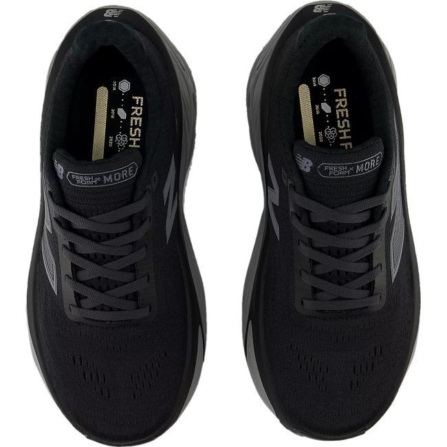 New Balance Women&#39;s Fresh Foam X More V5 Running Shoe PHANTOM/SEA SALT/LIGHT GOLD METALLIC WMORLK5