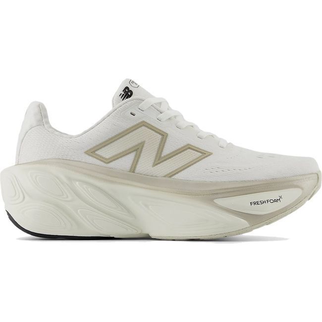 New Balance Women&#39;s Fresh Foam X More V5 Running Shoe WHITE/SEA SALT/LIGHT GOLD METALLIC WMORLW5
