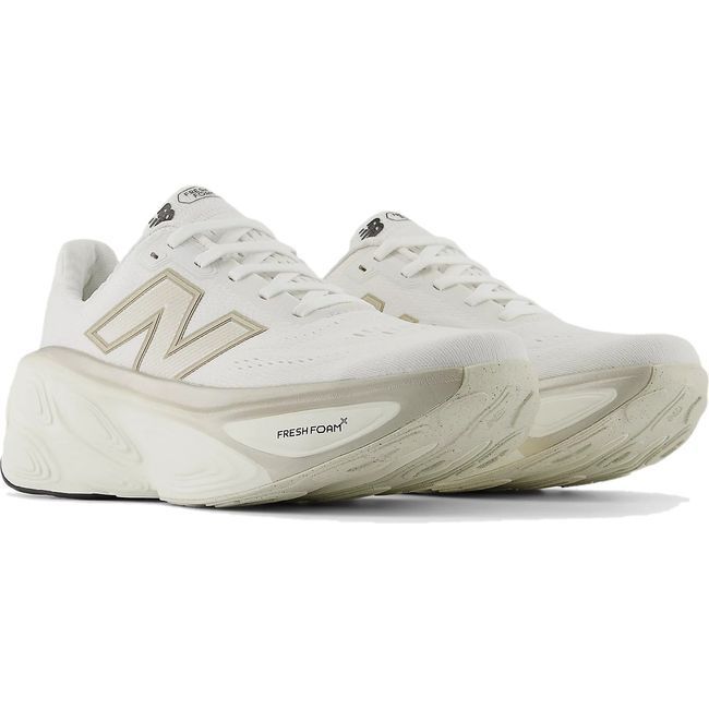New Balance Women&#39;s Fresh Foam X More V5 Running Shoe WHITE/SEA SALT/LIGHT GOLD METALLIC WMORLW5