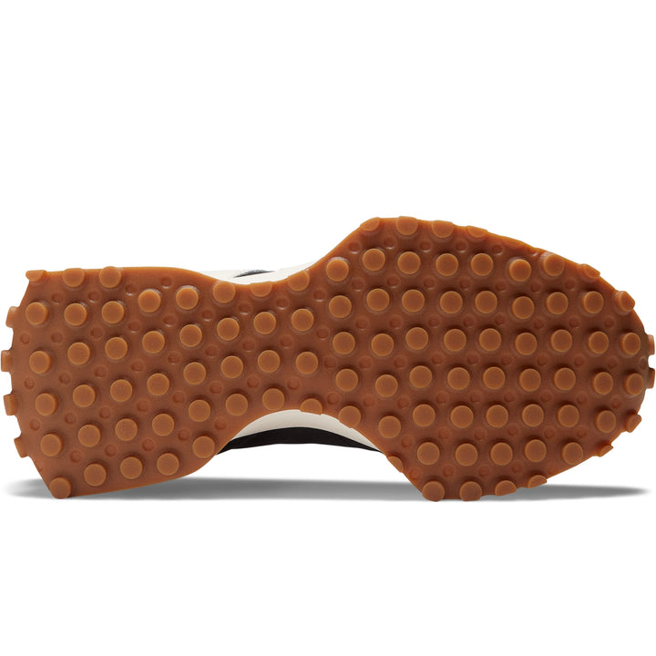 Sole of New Balance Women&