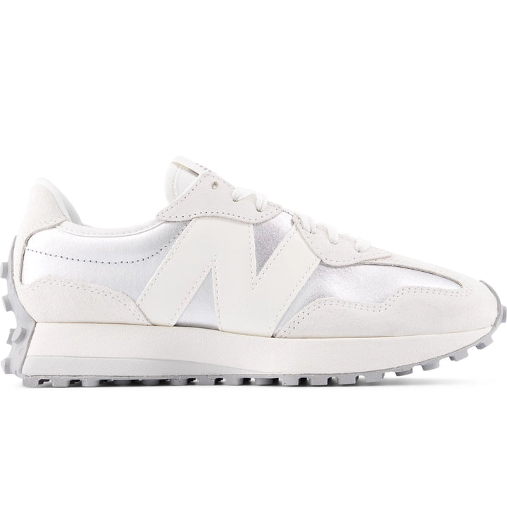 Side of New Balance Women&