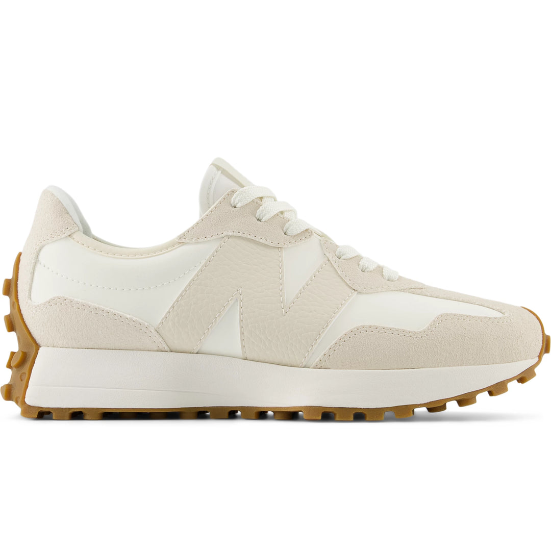 Side of New Balance Women&