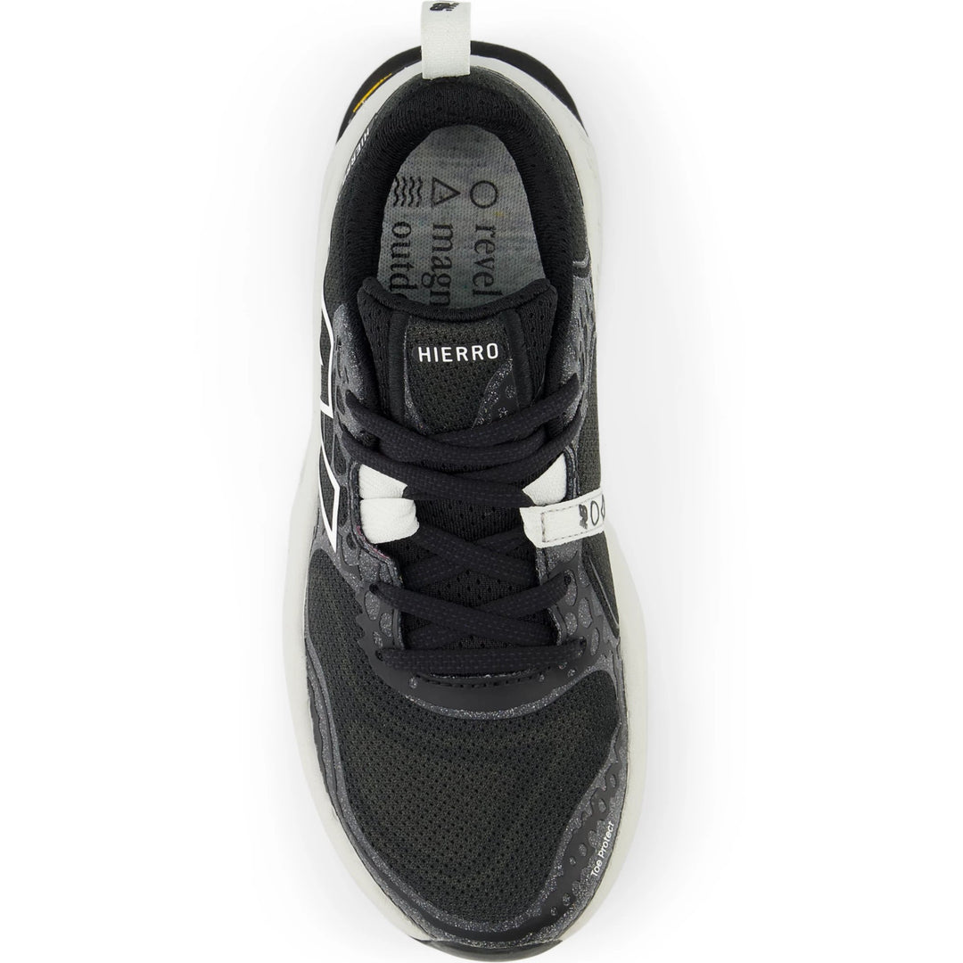 Top of New Balance Women&