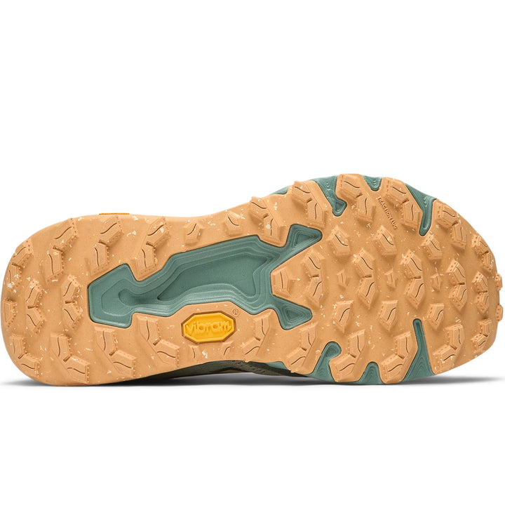Sole of New Balance Women&