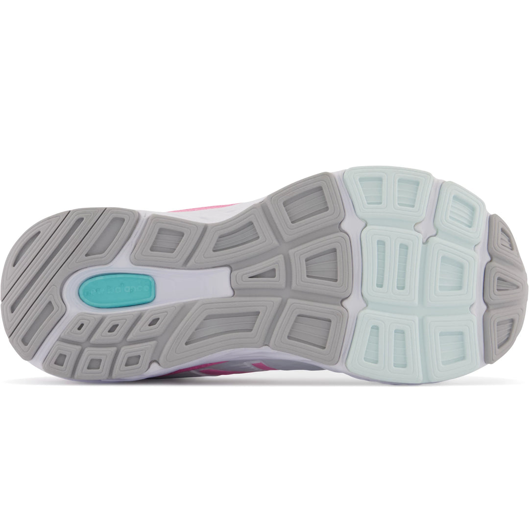 Sole of New Balance Kids&