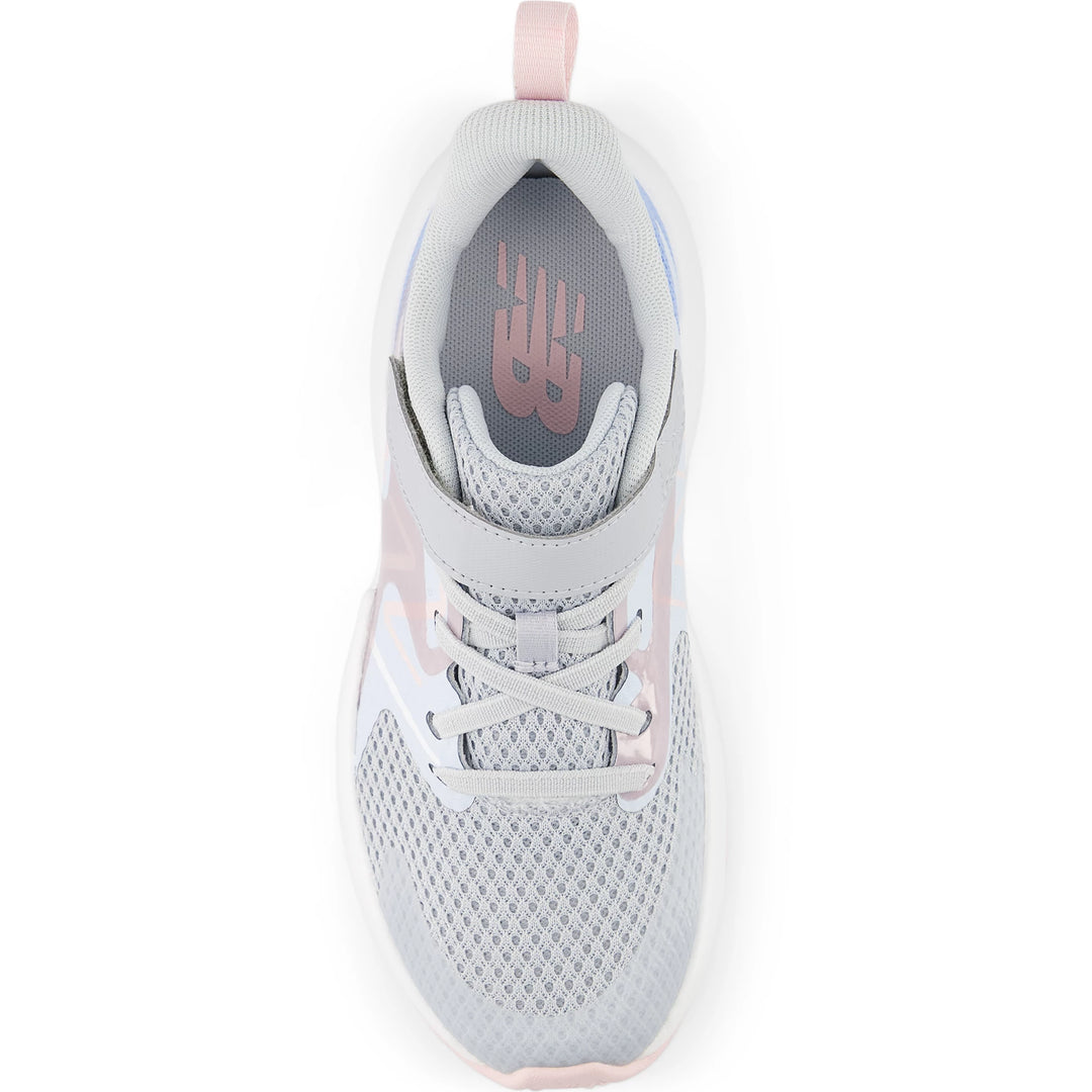 Top of New Balance Kids&