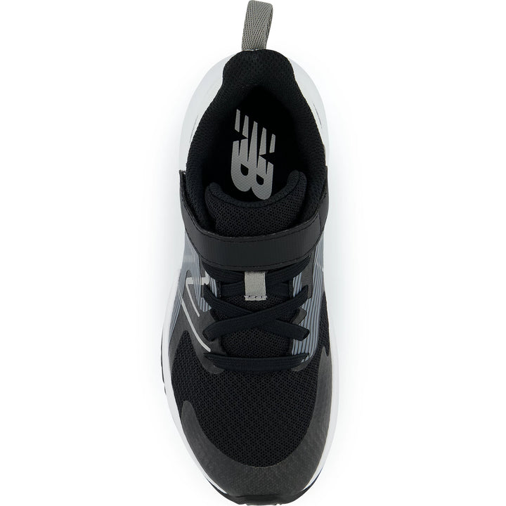 Top of New Balance Kids&