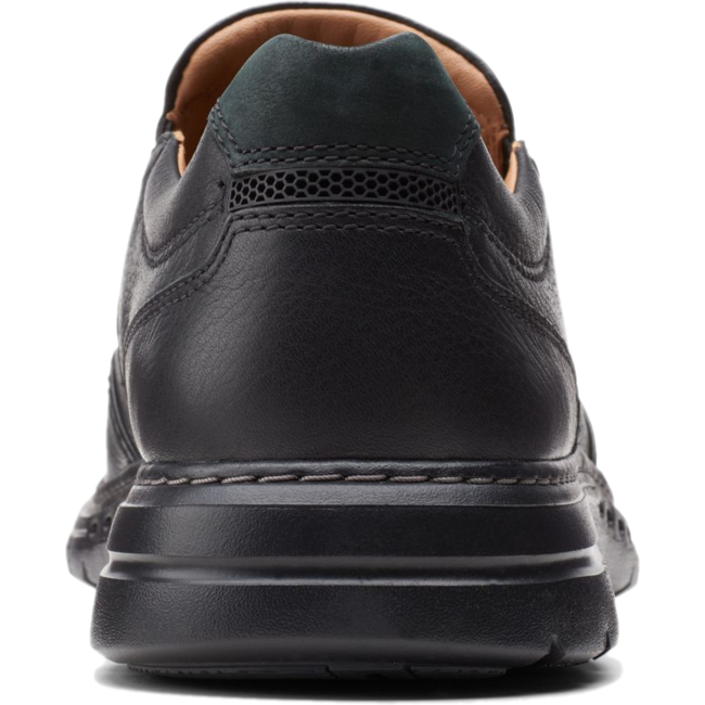  CLARKS FOOTWEAR Roderer Shoe Center
