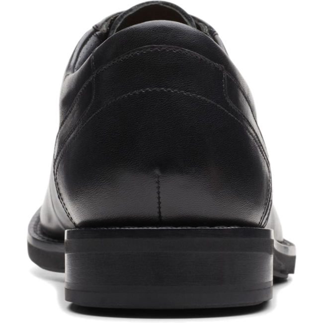  CLARKS FOOTWEAR Roderer Shoe Center