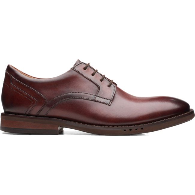  CLARKS FOOTWEAR Roderer Shoe Center