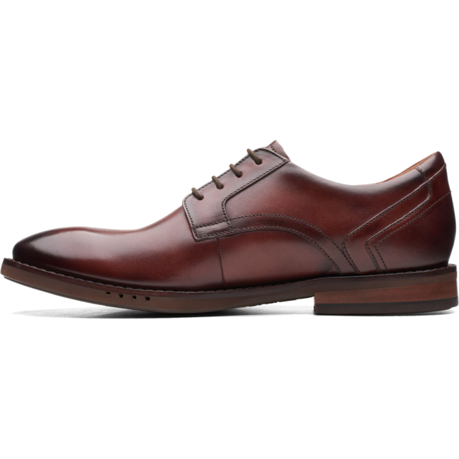  CLARKS FOOTWEAR Roderer Shoe Center