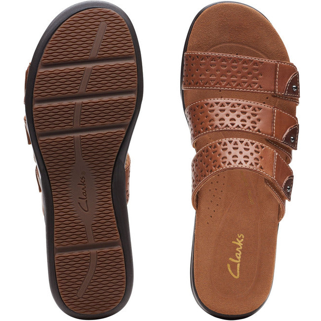 Clarks Women&#39;s Kitly Walk Sandal