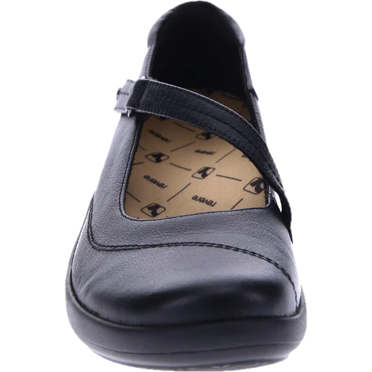  REVERE FOOTWEAR Roderer Shoe Center