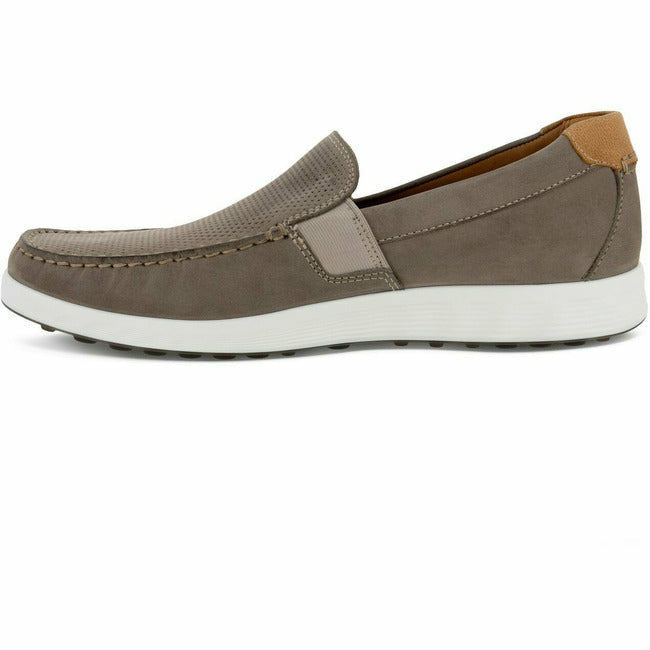  ECCO FOOTWEAR Roderer Shoe Center