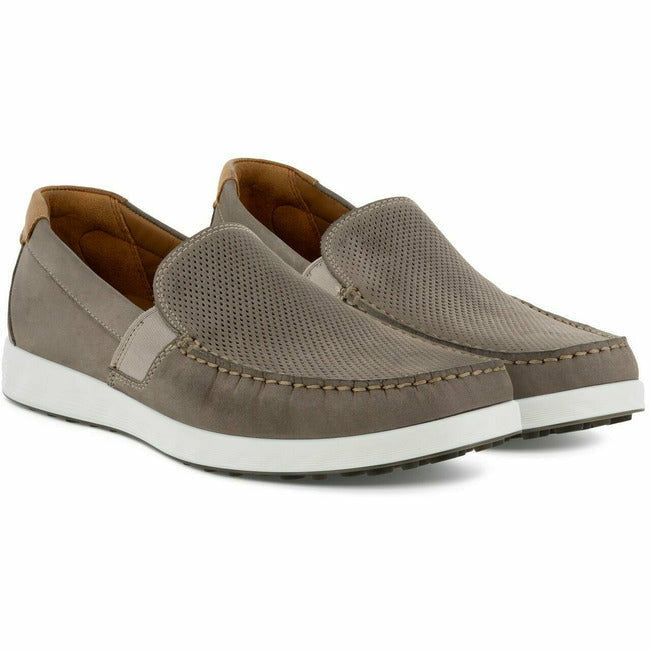  ECCO FOOTWEAR Roderer Shoe Center