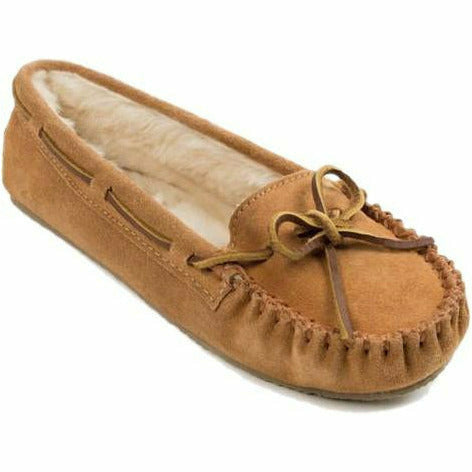  MINNETONKA FOOTWEAR Roderer Shoe Center