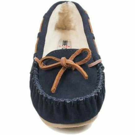  MINNETONKA FOOTWEAR Roderer Shoe Center