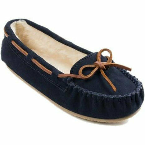  MINNETONKA FOOTWEAR Roderer Shoe Center
