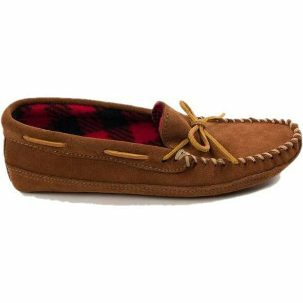  MINNETONKA FOOTWEAR Roderer Shoe Center