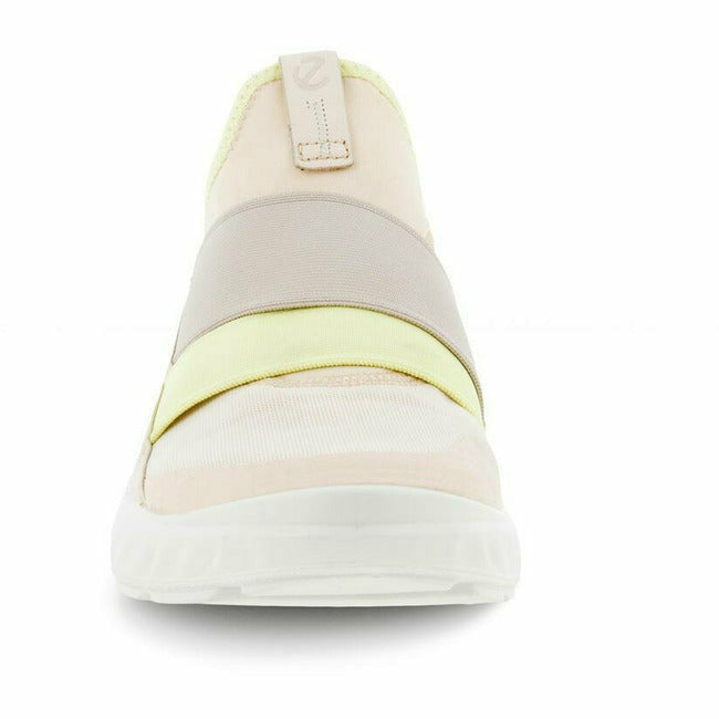  ECCO FOOTWEAR Roderer Shoe Center