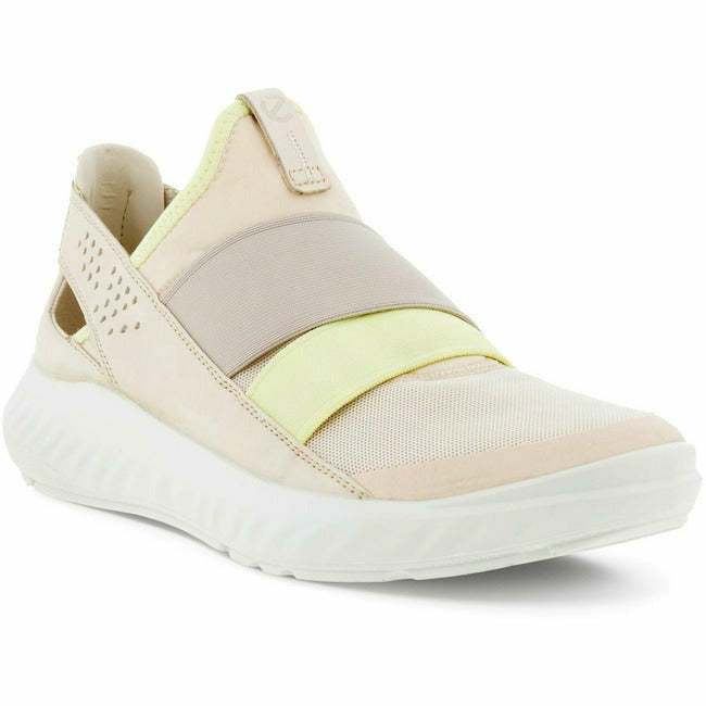  ECCO FOOTWEAR Roderer Shoe Center